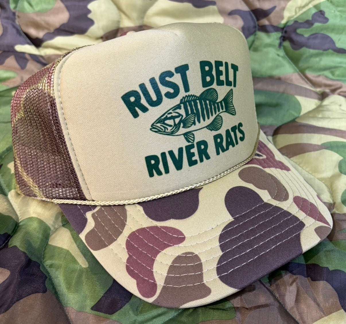 CAMO RIVER RAT TRUCKER HAT